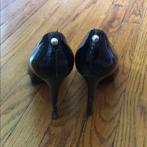 Heels - Picture 3 of 6